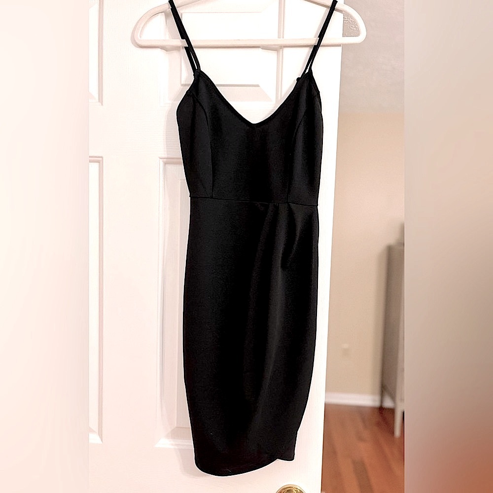NWT! 🆕🏷️ Bebe Bodycon Mini Dress | Black | Size XS